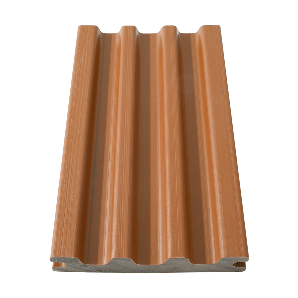 Decking in WPC solido a forma di M